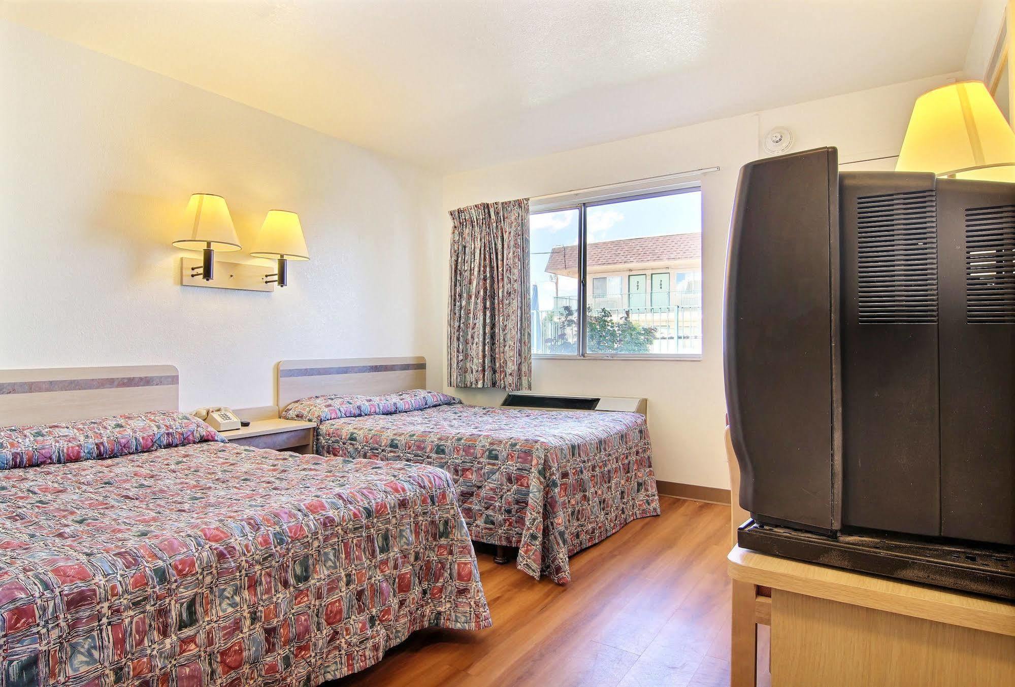 Motel 6-Eureka, Ca Redwood Coast 외부 사진